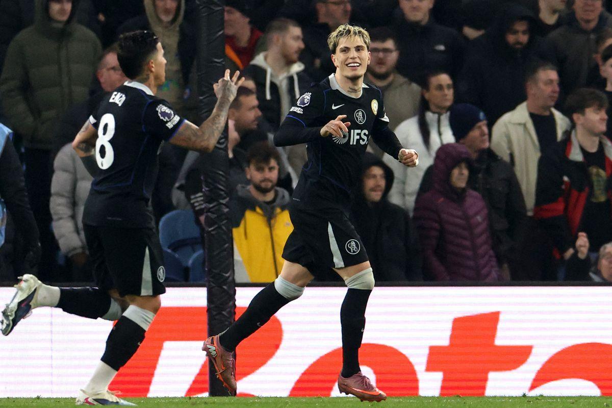 app下载-态度大变！加纳乔在切尔西彻底蜕变，主帅直言被他征服